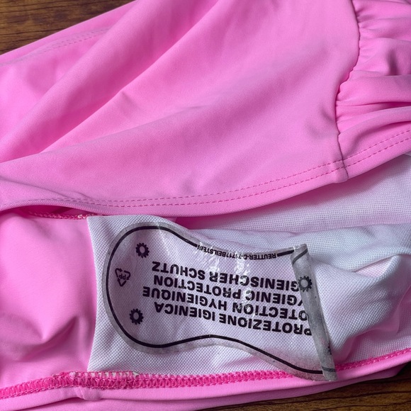 NEW ROSE GAL TWO PIECE - Picture 4 of 4